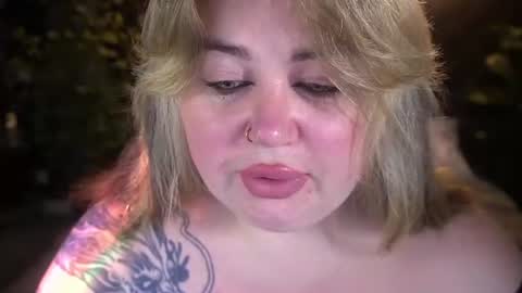 Lola online show from 08/06/26, 08:22