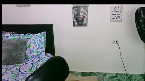 zaray online show from 01/11/25, 02:20