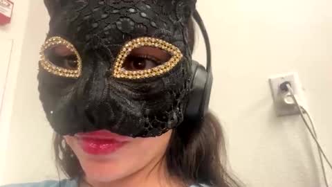 zarayaa_v online show from 02/22/26, 02:56