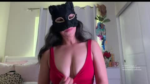 zarayaa_v online show from 03/28/26, 11:37