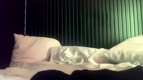 zarayaa_v online show from 05/16/26, 06:43