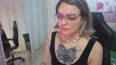 Isabella online show from 05/23/26, 12:53