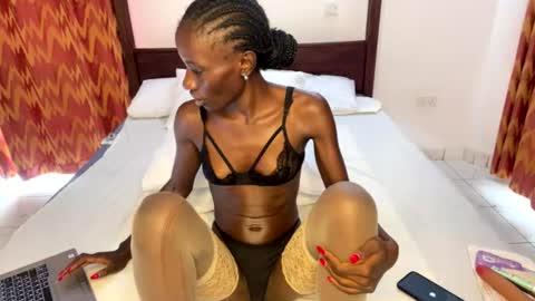 zaria_amara online show from 07/29/26, 11:19
