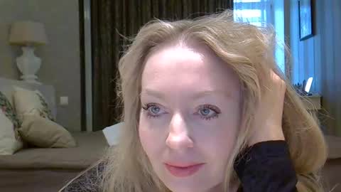 Zarina Swift online show from 02/04/26, 04:40