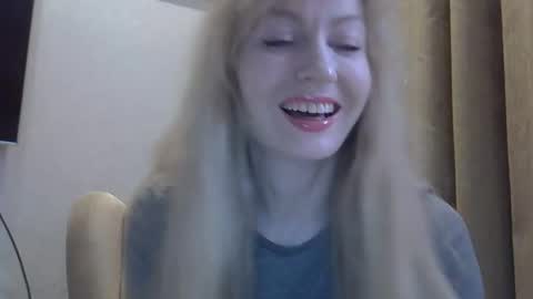 Zarina Swift online show from 04/21/26, 04:52