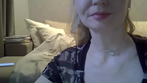 Zarina Swift online show from 04/30/26, 04:52