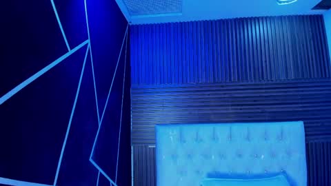 Zarina Waynne online show from 04/09/26, 01:27