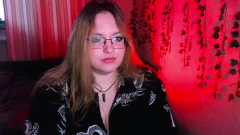 Snapshot of zayarush chatting on 09/28/25, 11:15 zayarush online show from 09/28/25, 11:15