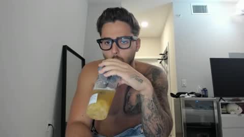 Zay lanez online show from 11/15/25, 03:37