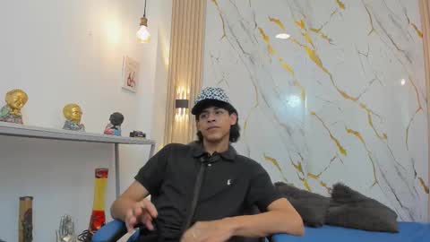 Zayn online show from 03/20/26, 07:19