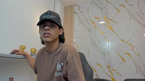 Zayn online show from 03/23/26, 07:18