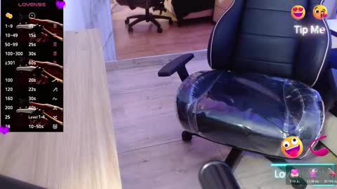 Snapshot of zayn_tay chatting on 01/06/26, 07:06 zayn_tay online show from 01/06/26, 07:06