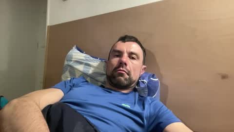 Snapshot of zaza2021 chatting on 02/17/26, 06:21 zaza2021 online show from 02/17/26, 06:21