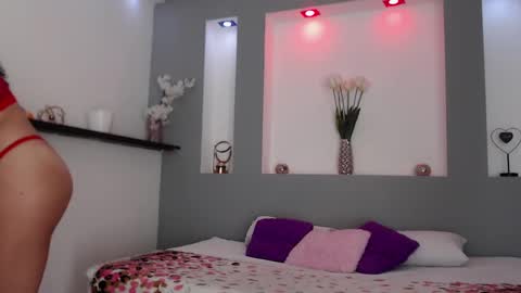 Karolyne online show from 02/19/25, 04:33