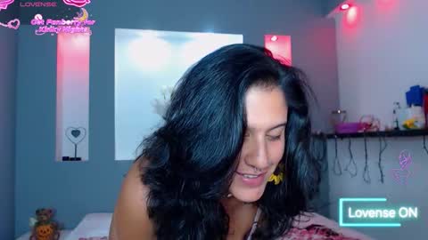 Karolyne online show from 02/19/26, 07:32