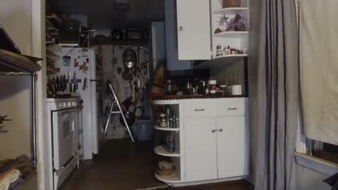 zed_alpha online show from 09/14/25, 10:25