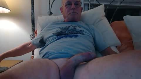 Snapshot of zedman521 chatting on 10/31/25, 11:00 zedman521 online show from 10/31/25, 11:00