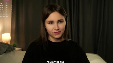 Emilia online show from 10/16/25, 11:28