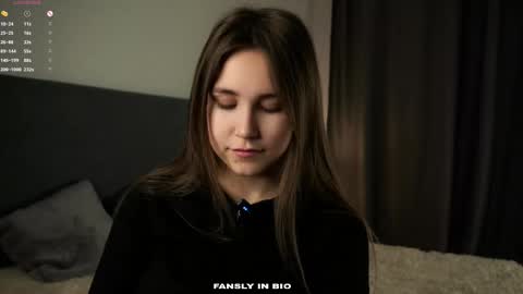 Emilia online show from 10/24/25, 01:24