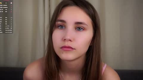 Emilia online show from 11/14/25, 01:15