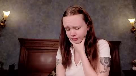 Emilia online show from 06/21/26, 02:03