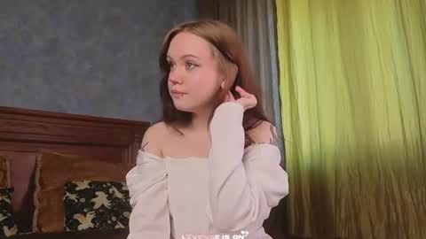 Emilia online show from 07/20/26, 02:26