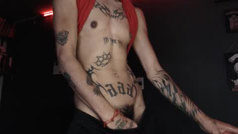 Snapshot of zeldrissss chatting on 11/21/25, 04:38 Zeldris online show from 11/21/25, 04:38