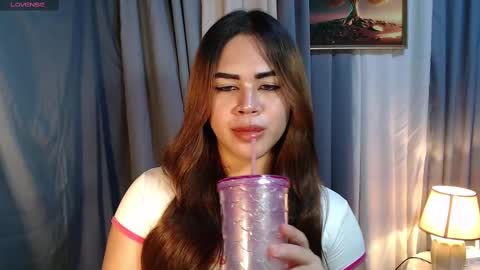 Snapshot of zendaya_amore chatting on 03/03/25, 05:18 Zendaya online show from 03/03/25, 05:18