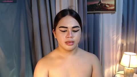 Snapshot of zendaya_amore chatting on 03/05/25, 04:45 Zendaya online show from 03/05/25, 04:45