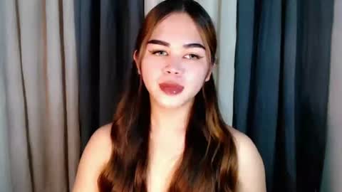 Snapshot of zendaya_amore chatting on 06/12/26, 01:54 Zendaya online show from 06/12/26, 01:54
