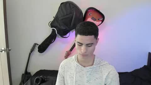 zenzhu online show from 12/24/24, 02:22