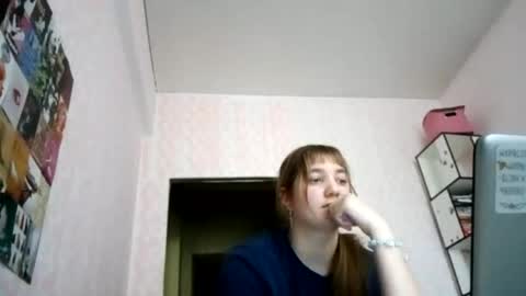 zeniabrossoit online show from 05/15/26, 11:17