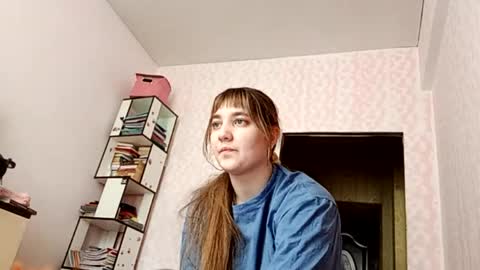 zeniabrossoit online show from 05/17/26, 06:55