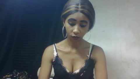 Snapshot of zeolineess chatting on 10/18/25, 03:57 zeolineess online show from 10/18/25, 03:57