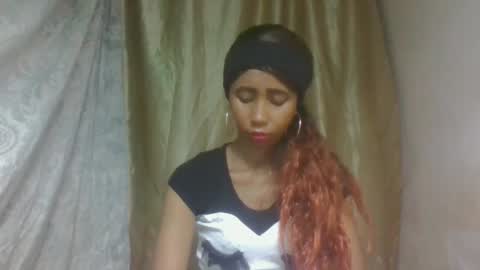 Snapshot of zeolineess chatting on 11/11/25, 02:22 zeolineess online show from 11/11/25, 02:22