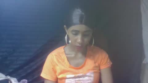 Snapshot of zeolineess chatting on 11/21/25, 05:39 zeolineess online show from 11/21/25, 05:39