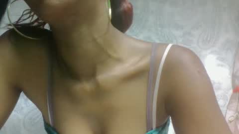 Snapshot of zeolineess chatting on 11/26/25, 06:47 zeolineess online show from 11/26/25, 06:47