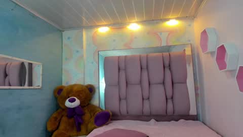 Snapshot of zephyra_angels1 chatting on 12/23/24, 06:16 ZEPHYRA ANGELS online show from 12/23/24, 06:16