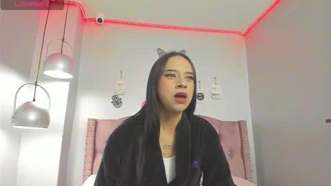 Snapshot of zephyra_angels1 chatting on 02/24/25, 02:30 ZEPHYRA ANGELS online show from 02/24/25, 02:30