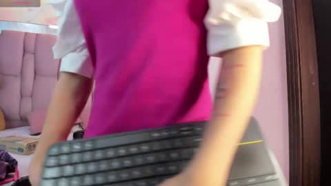 Snapshot of zephyra_angels1 chatting on 03/03/25, 04:25 ZEPHYRA ANGELS online show from 03/03/25, 04:25