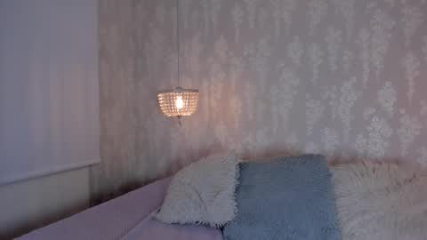 Snapshot of zephyra_angels1 chatting on 09/10/25, 04:12 ZEPHYRA ANGELS online show from 09/10/25, 04:12