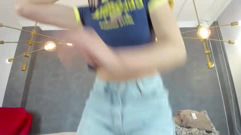 Snapshot of zephyra_angels1 chatting on 12/02/25, 02:06 ZEPHYRA ANGELS online show from 12/02/25, 02:06