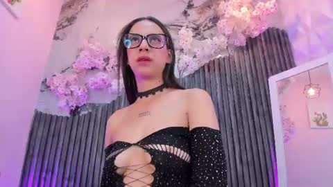 Snapshot of zephyra_bms chatting on 06/26/26, 03:55 SOFIA online show from 06/26/26, 03:55