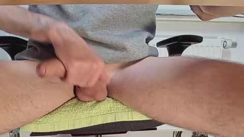 Snapshot of zero_x88 chatting on 11/30/25, 03:49 zero_x88 online show from 11/30/25, 03:49