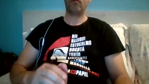 zeus online show from 11/05/25, 06:13