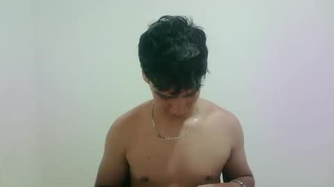 Snapshot of zeus_183 chatting on 09/10/25, 10:54 zeus_183 online show from 09/10/25, 10:54