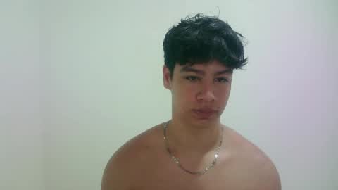 zeus_183 online show from 05/14/26, 12:39