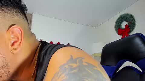 zeus strong online show from 12/11/24, 11:43