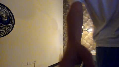 Snapshot of zeusjeff chatting on 12/21/24, 07:06 zeus online show from 12/21/24, 07:06