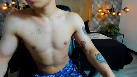 Snapshot of zeusjeff chatting on 12/27/24, 06:42 zeus online show from 12/27/24, 06:42